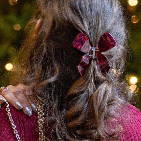 Bow Claw Clip in Burgundy