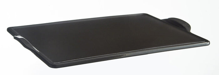 Emile Henry Pizza Stone: Rectangular, Charcoal