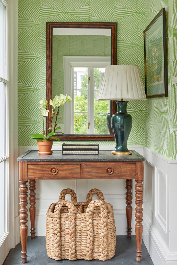 Caption: Photography: J. Savage Gibson, Design: Meg Braff Designs, Colorway: Leaf