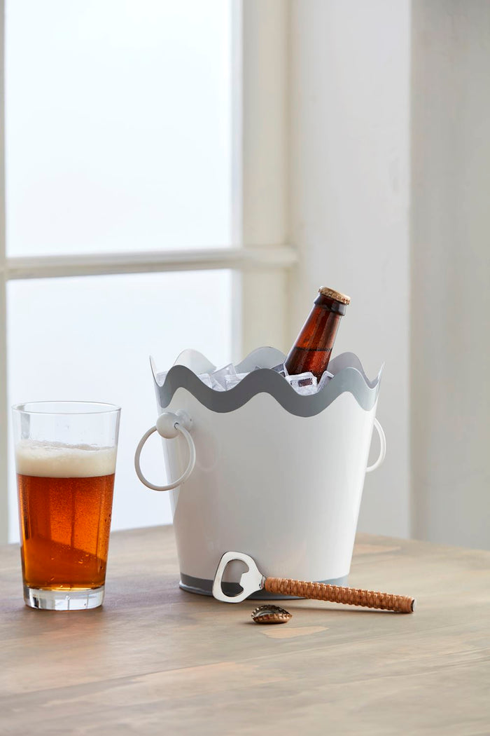 White Wavy Ice Bucket Set