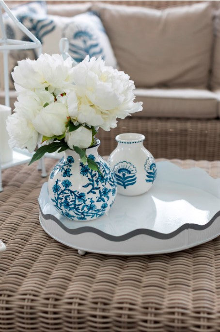 White Wavy Tray